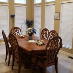 Dining Table (Formal)  w/6 Chairs And Hutch