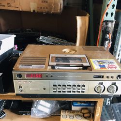 Vintage Sanyo VHF/UHF Player Recorder 
