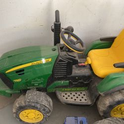 John Deere Battery Operated Tractor  With Trailer 