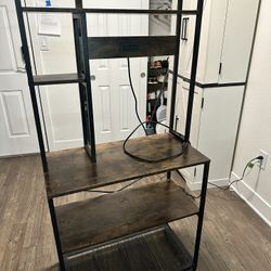 Bakers Rack/Shelf