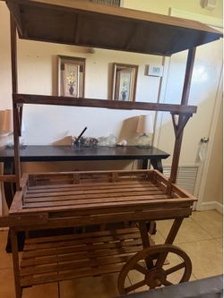 Treat table roller