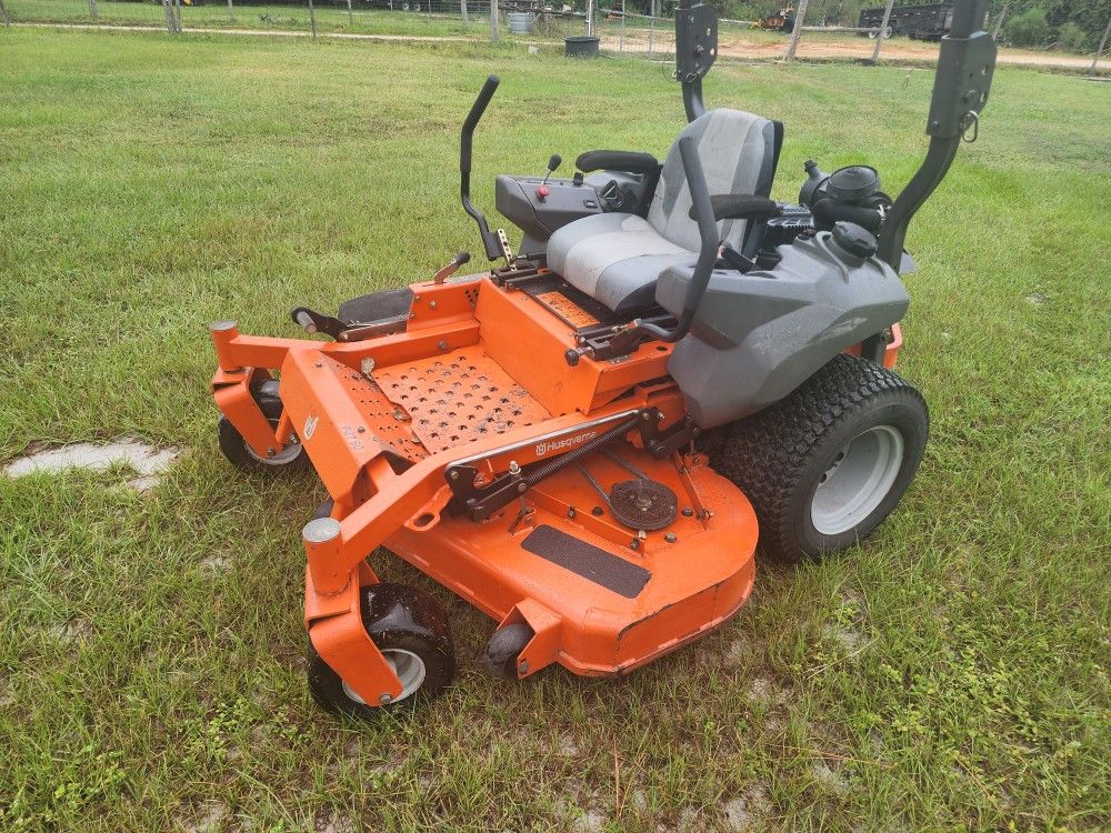 Husqvarna Zero Turn 60 Inch Lawn Mower