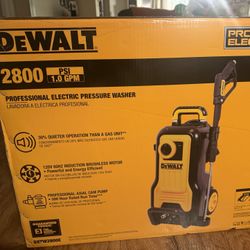 New DeWalt Pressure Washer 2800 PSI