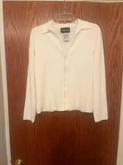 Women’s sweater jacket