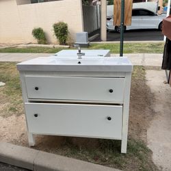 Free IKEA Vanity