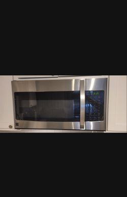 Microwave / Oven- Kenmore