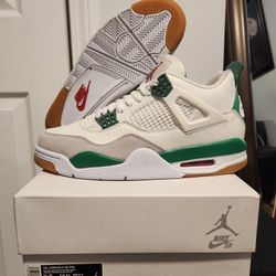 Jordan 4s " SB Pine" Size 9.5 Excellent Condition 