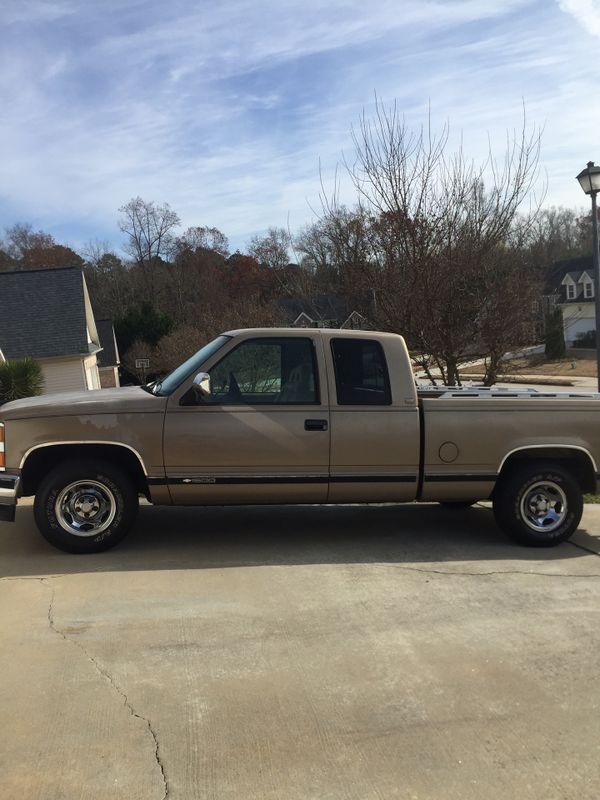 94 Chevy Silverado 1500 for Sale in Atlanta, GA - OfferUp