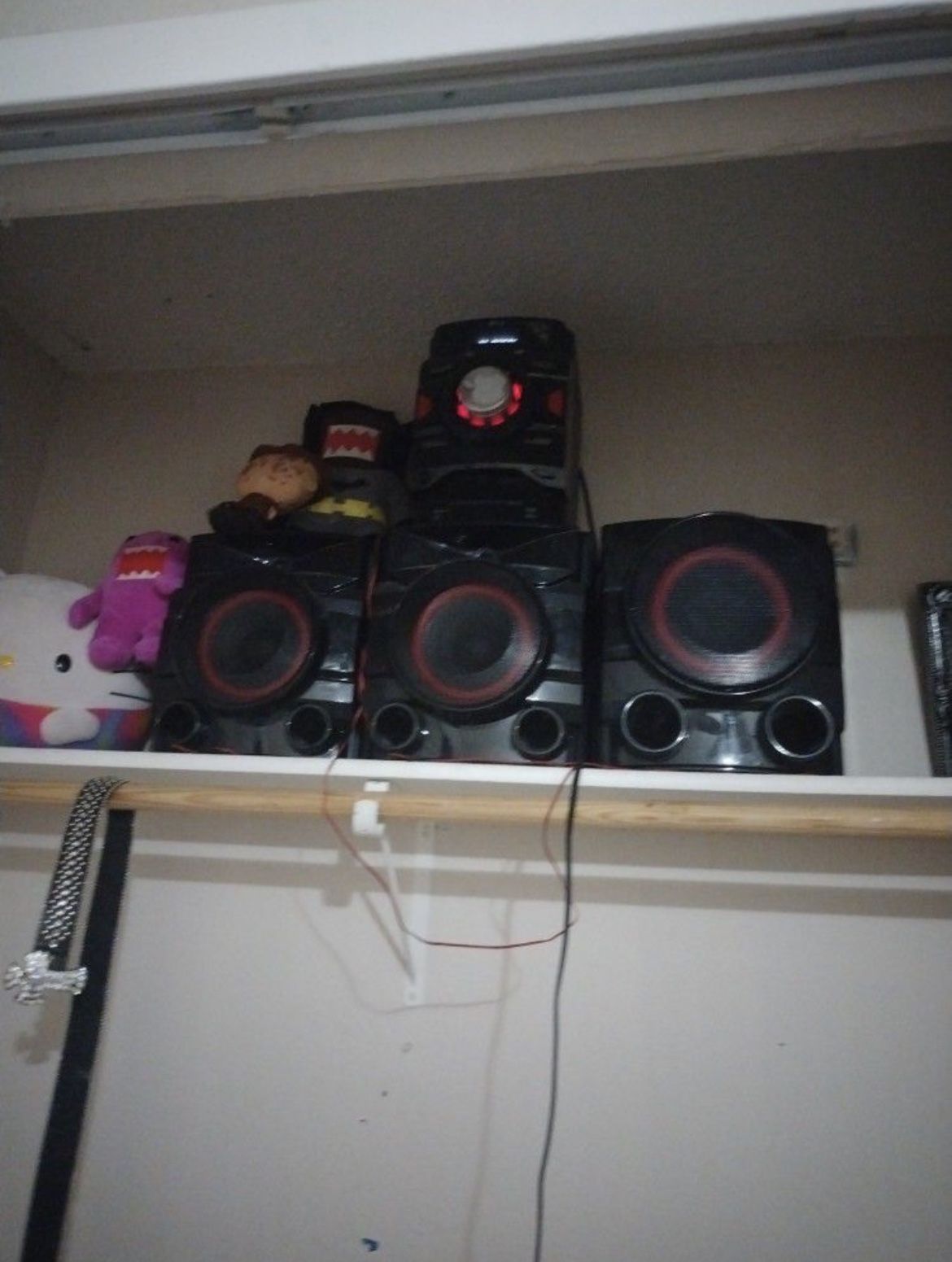 LG CM4590 XBOOM 700w Stereo System