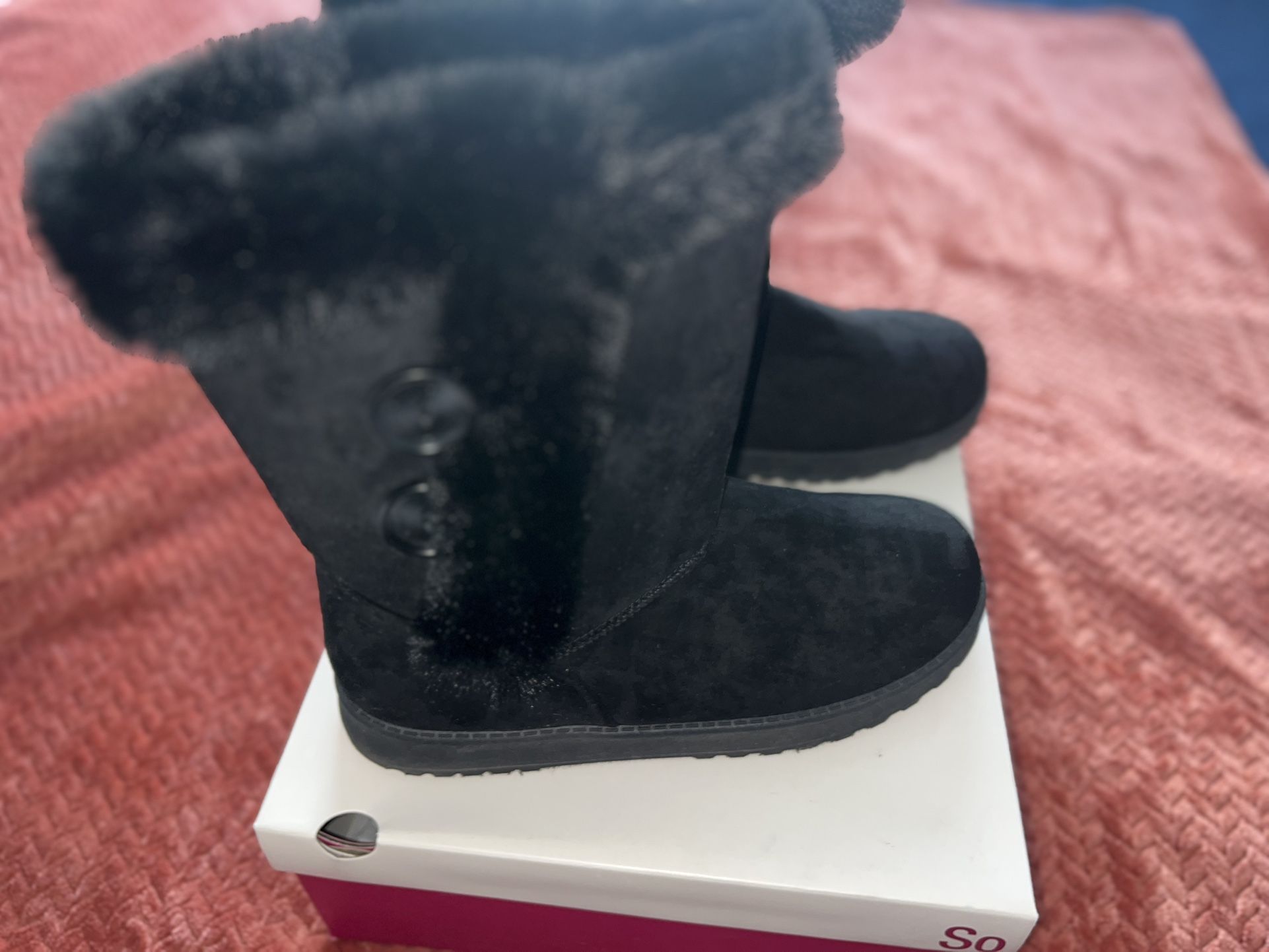 Women’s Fur Boots
