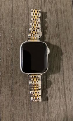Used Apple Watch Series 5 | 40mm