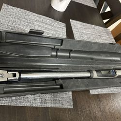 Snap On 1/2 Digital Torque Wrench