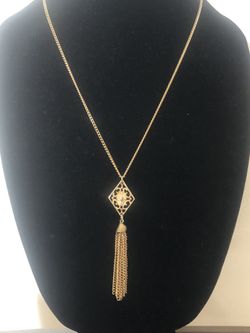 Vintage Sarah Coventry Tassel Pendant Necklace Gold Tone