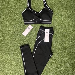 🧘Alo Yoga Black Active Set Small / Large