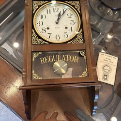 Antique Hanging wall clock - Regulator
