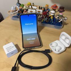Samsung Galaxy Z Flip 6 Bundle