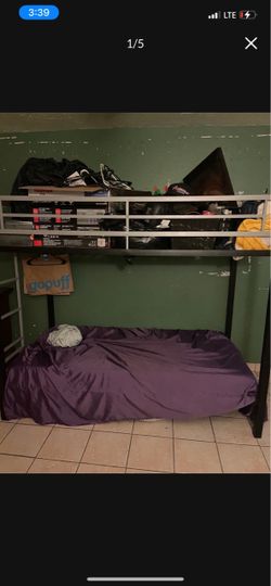 Bunk bed
