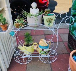 PLANT STAND