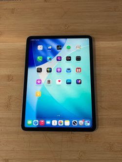 iPad Pro 11” 4th Gen (1TB) Cellular + Wi-Fi