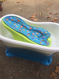 Infant bathtub
