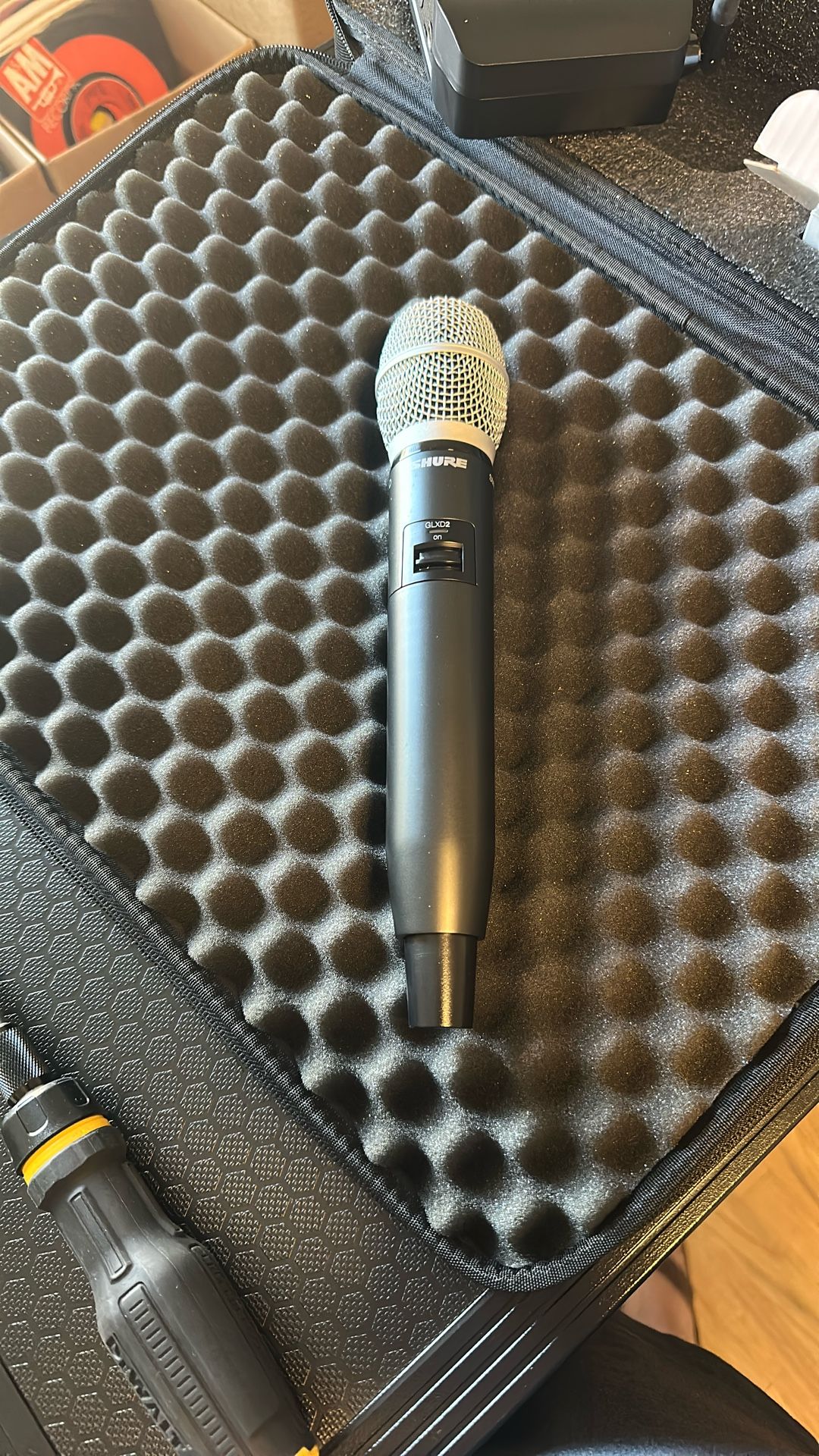 Shure Wireless Handhelds Mic