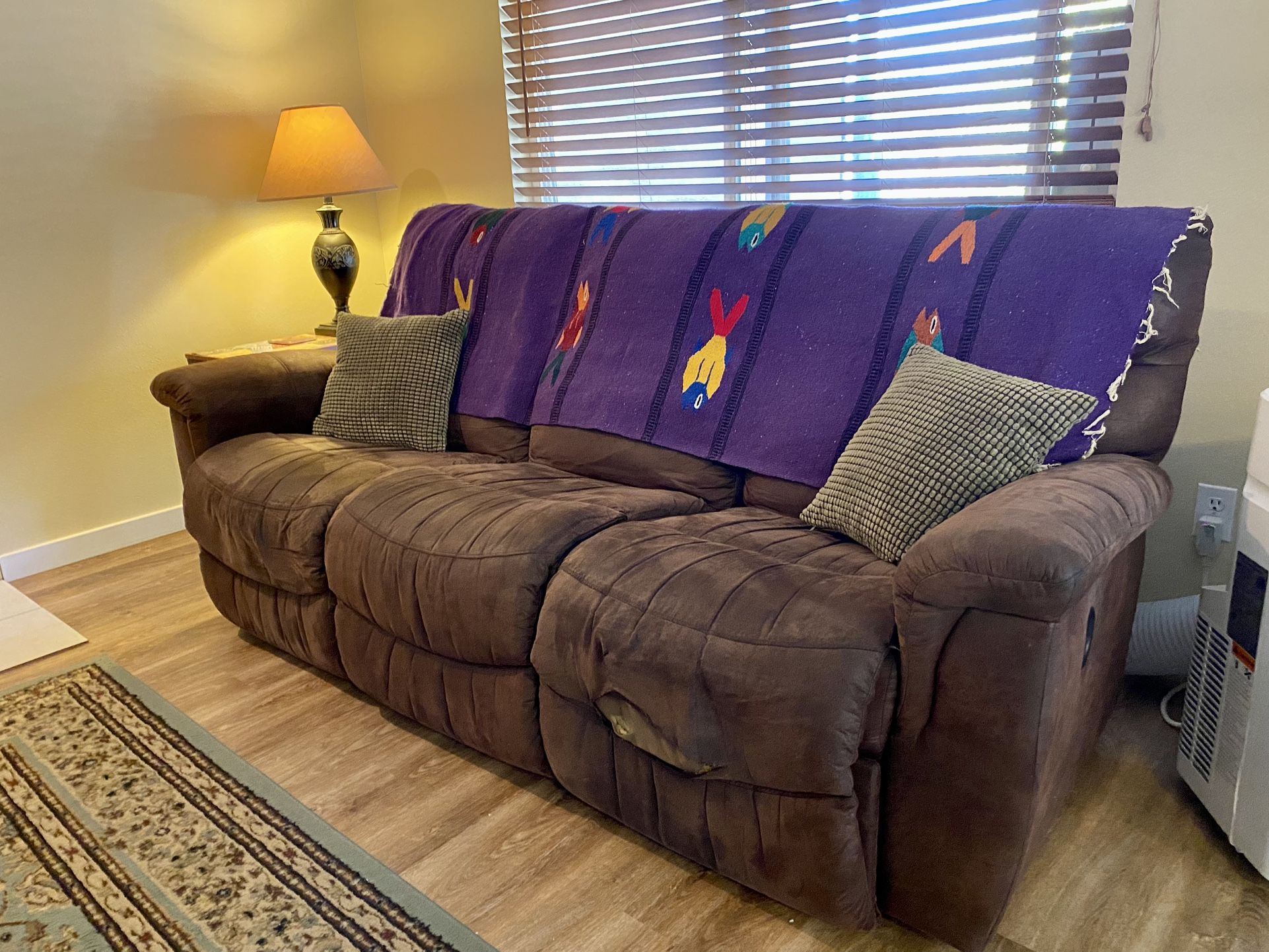 Couch 3 Seat