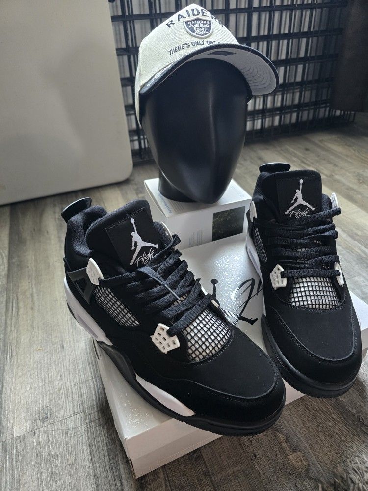 Jordan Air Retro 4 Thunder