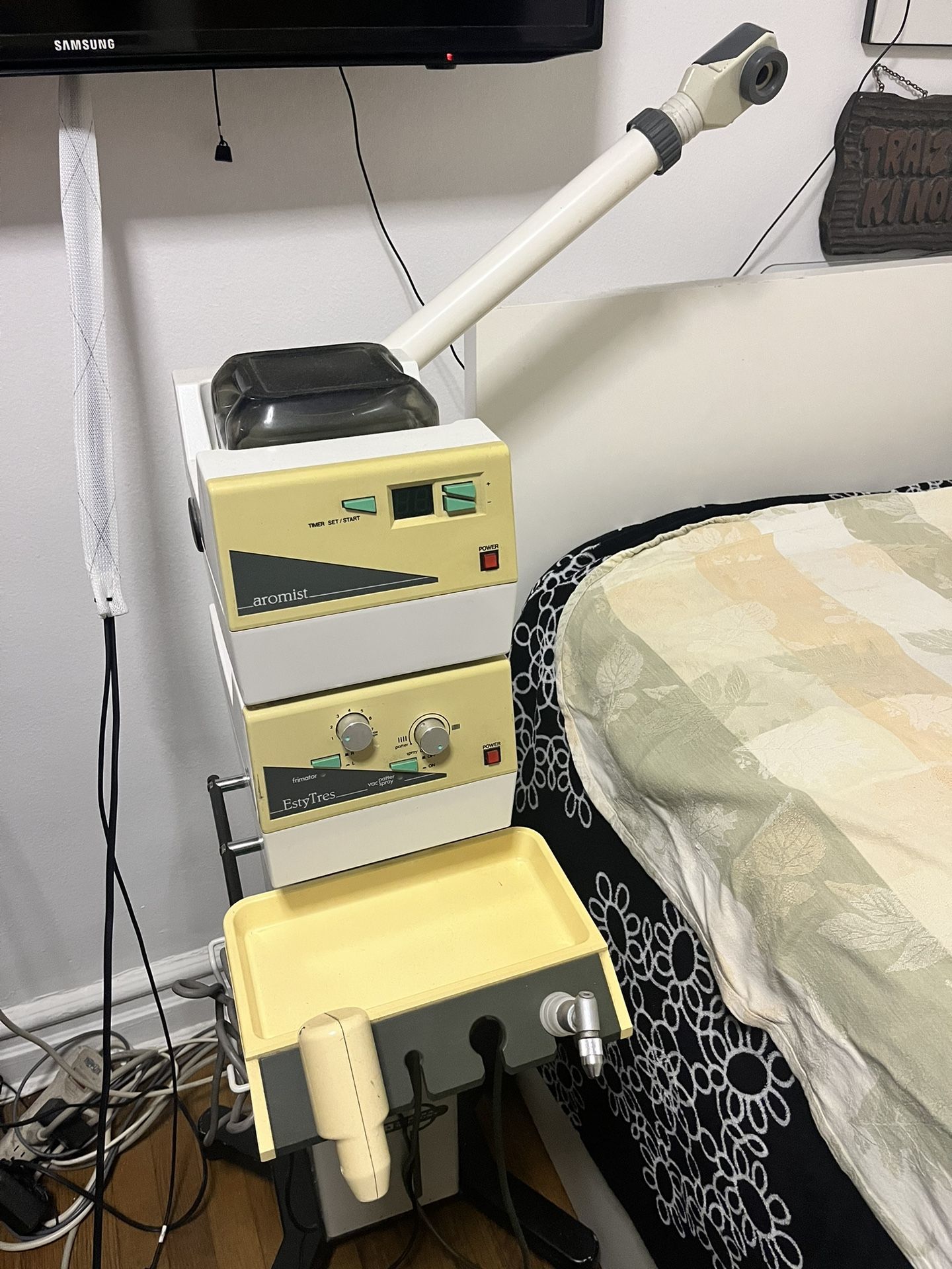 Steamer Facial, Brush Machine, Hot Towel Cab, Ultra Violet and Sterilizer Machine