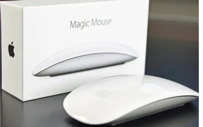 APPLE MAGIC MOUSE  WITH MULTI TOUCH SURFACE USB -C  Wireless White 