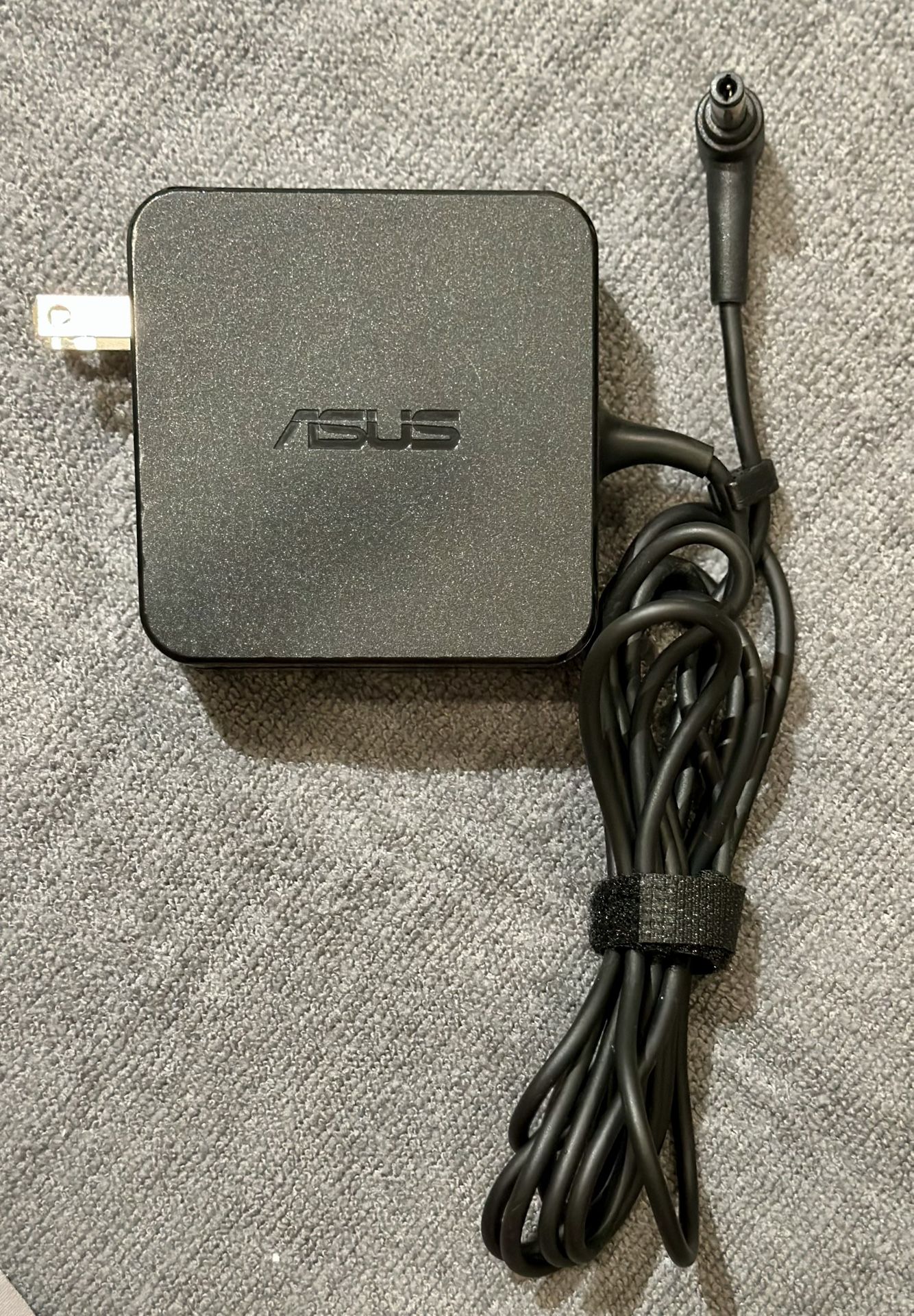 Genuine OEM AC Adapter Battery Charger For Asus W15-065N1A Output 19V - 3.42A