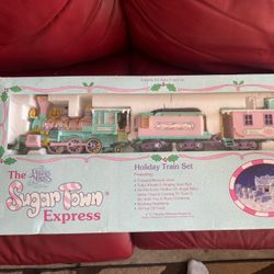 Vintage Enesco Precious Moments “Sugar Town Express” Holiday Train Set  – Rare!
