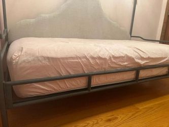 Restoration hardware Allegra iron canopy daybed