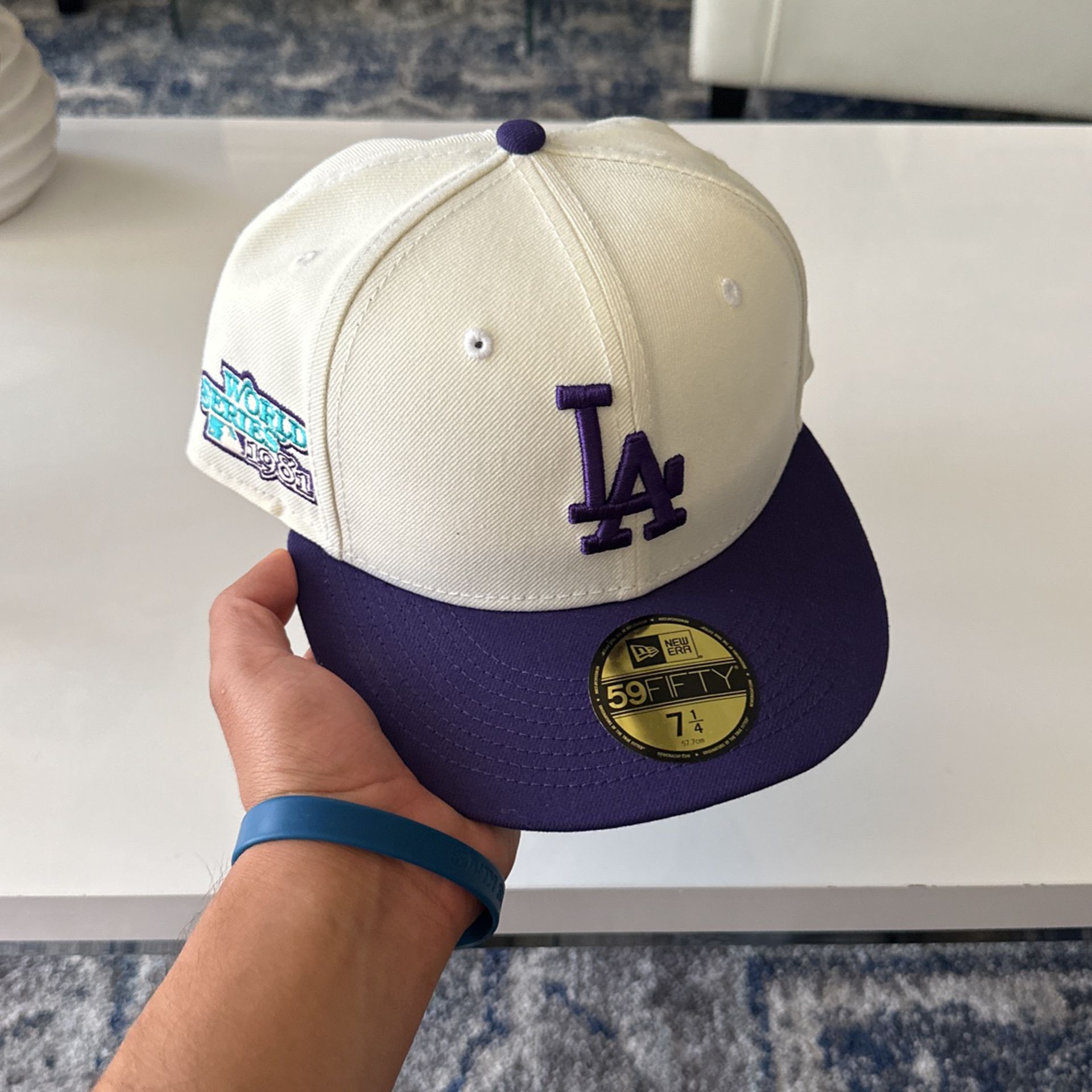 Size 7 1/4 Los Angeles Dodger Fitted 