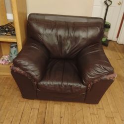 As  Is Leather Chair Cheap 