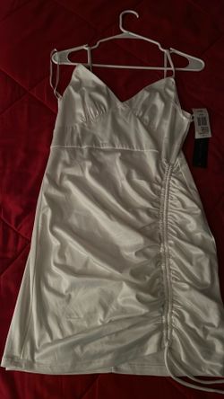 Wht dress for pro or party