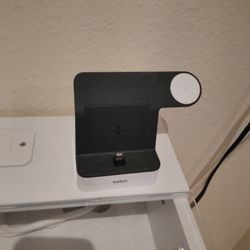 Belkin Powerhouse Charge Dock for Apple Watch & iPhone