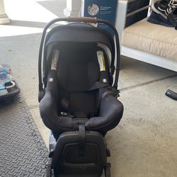 Nuna Pipa Lite Car Seat