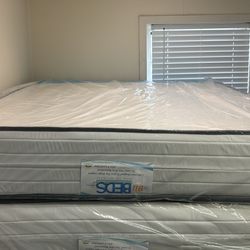 Mattress 10” Memory Foam Queen Size Mattress NEW