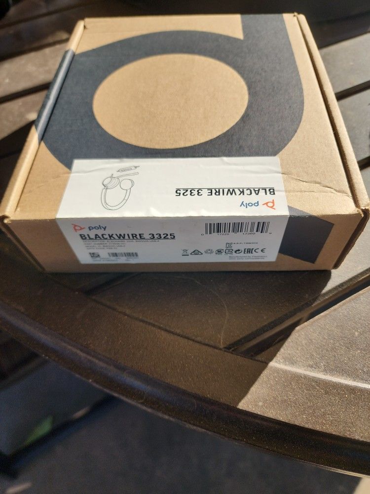 Poly Blackwire BW3325 USB Headset