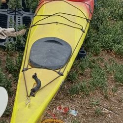Very Nice 14 Ft Canoe