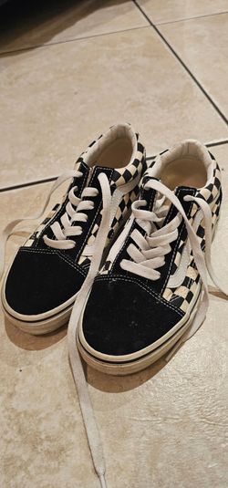Boys shoes