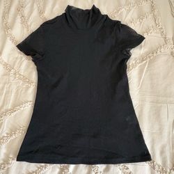 7th Avenue Design Studio Mesh Black Short Sleeve Turtleneck Top – Size S (NWOT)