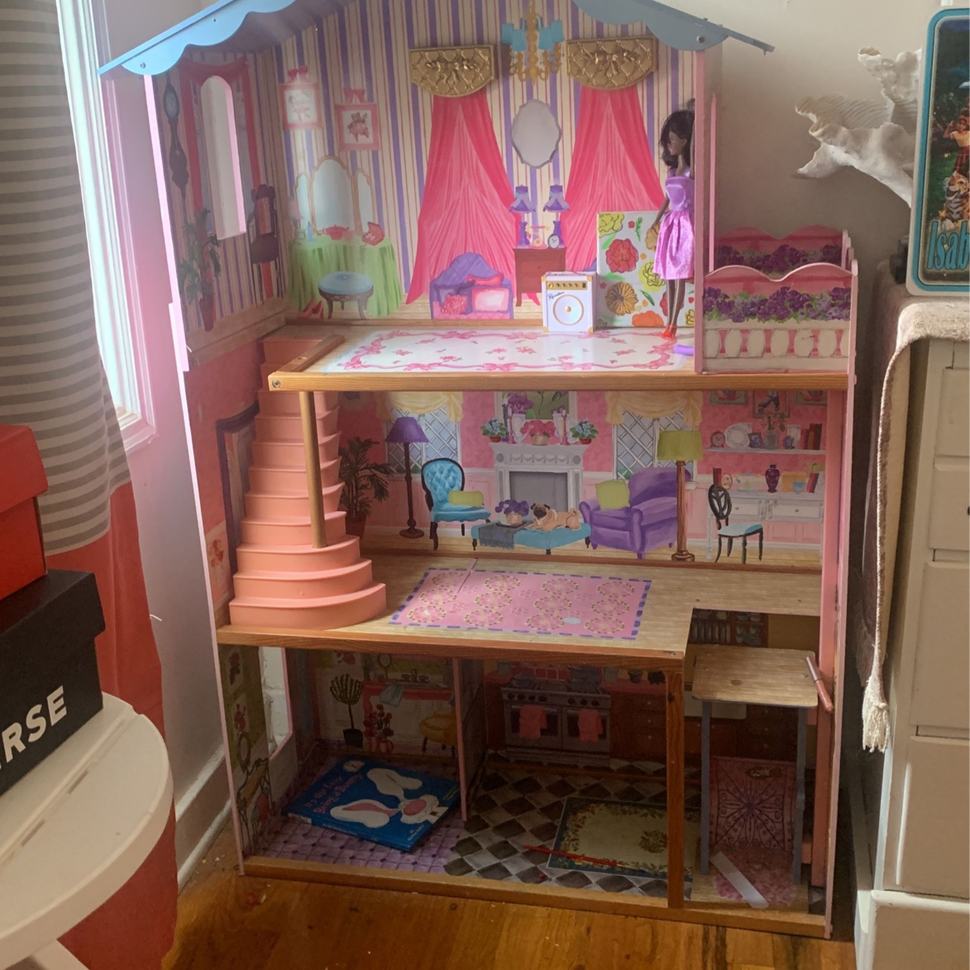 Girls Doll House 