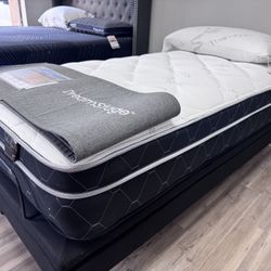 New Mattresses Thick Comfy Mattresses king $298 Queen $228 Full $198 Twin $148