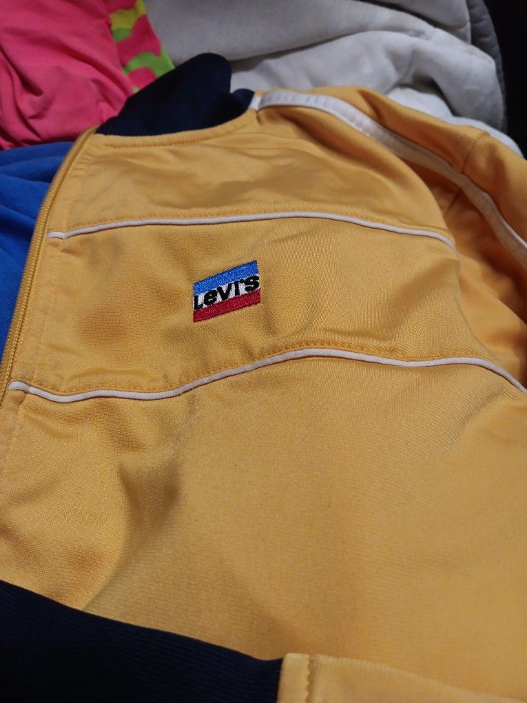 Levi's Large Yellow Sweat Jacket