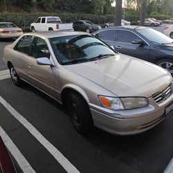 2000 Toyota Camry