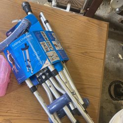 Crutches 