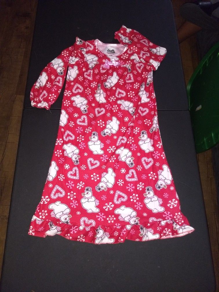 Girls size 5T Holiday Nightgown
