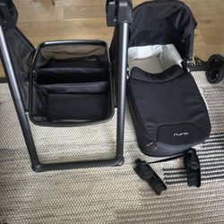 Nuna Lytl Bassinet (with Stand Or Compatible With Nuna Swiv / Triv)