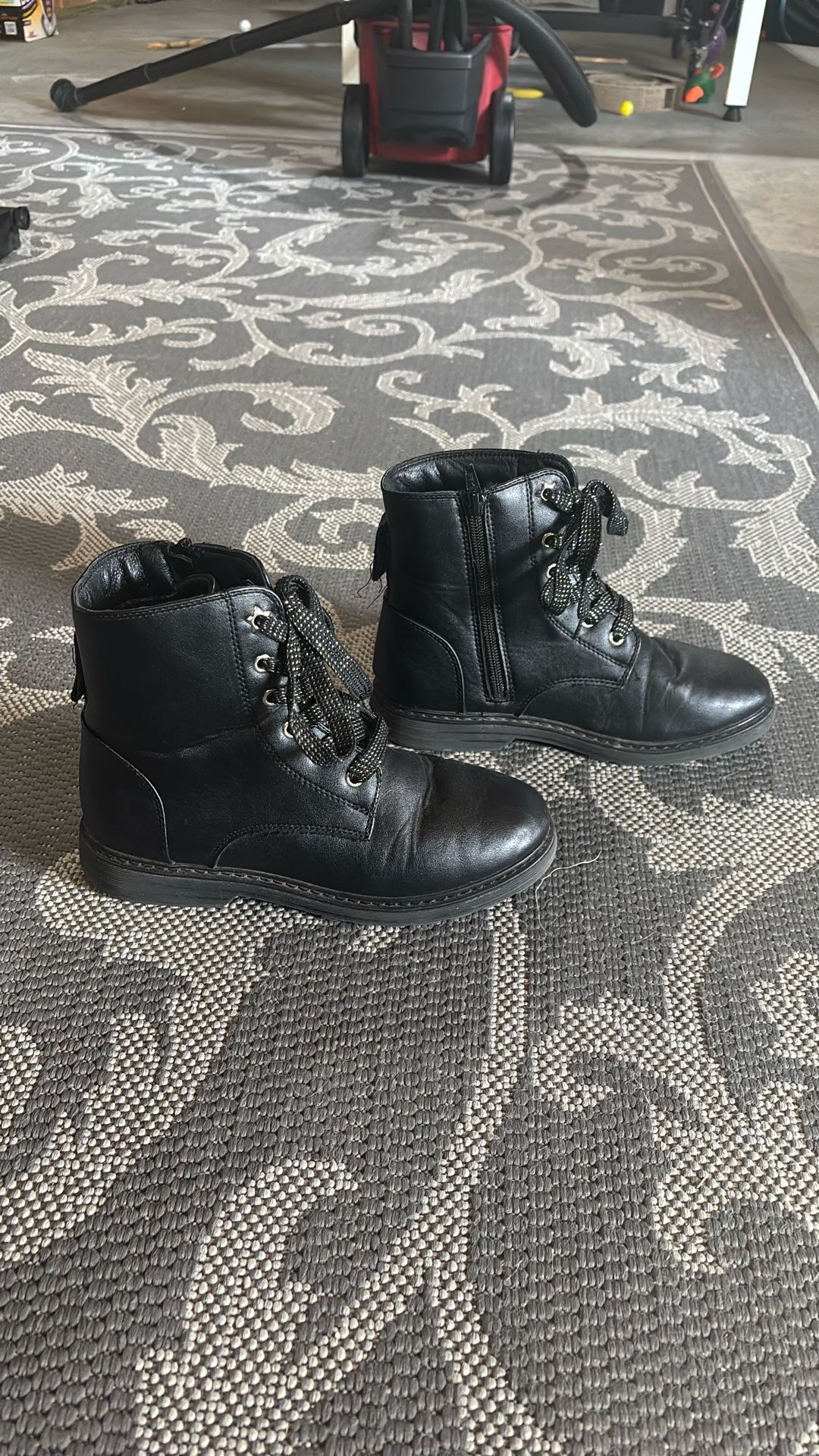 Girls Boots Size 4